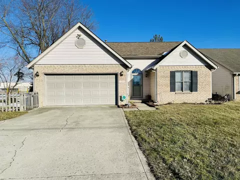 779 N Franklin St, Greenfield, IN 46140