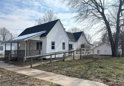 715 Elm St, Ladoga, IN 47954