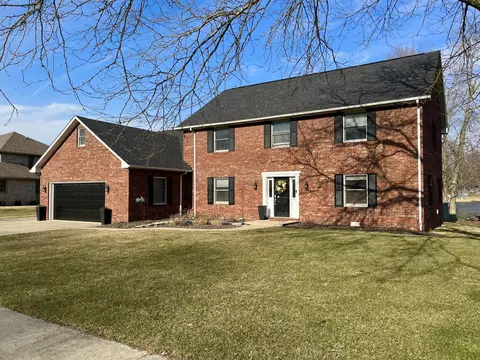 334 Mutton Creek Dr, Seymour, IN 47274