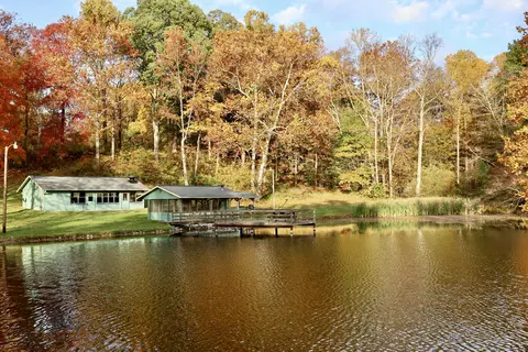 195 Mosier Rd, Martinsville, IN 46151