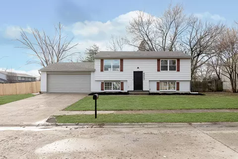 4402 Cherry Valley Dr, Indianapolis, IN 46235