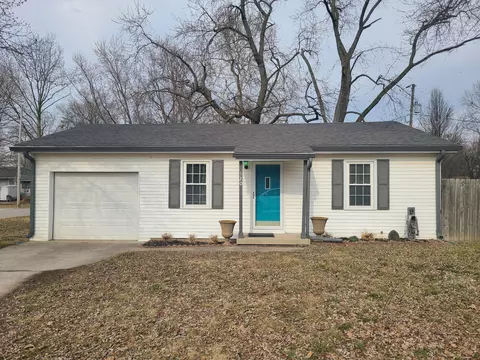 120 Shockley St, Lizton, IN 46149