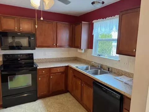 1788 Cold Springs Dr, Pendleton, IN 46064 photo 9