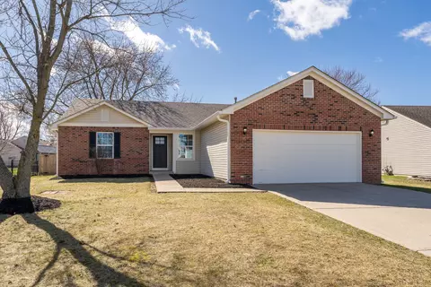 586 N Shore Blvd, Franklin, IN 46131