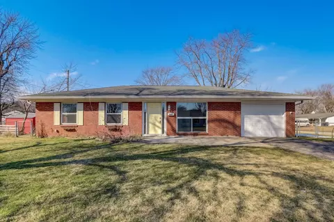 920 Princeton Dr, Whiteland, IN 46184