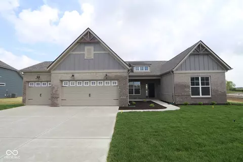 3815 Hoosier Down Dr, Bargersville, IN 46106
