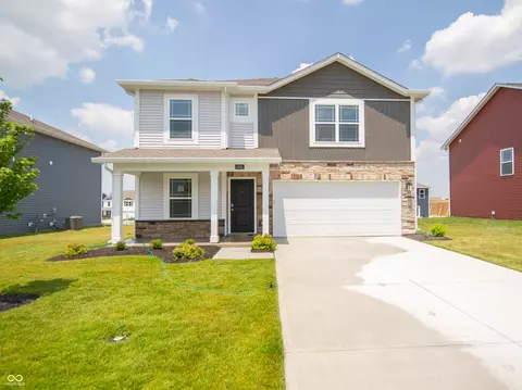 2892 W Tapestry Dr, Monrovia, IN 46157