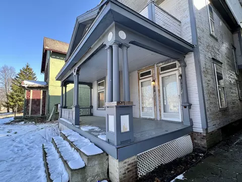 Exterior - 617 E Main St, Muncie, IN 47305 photo 3 of 4