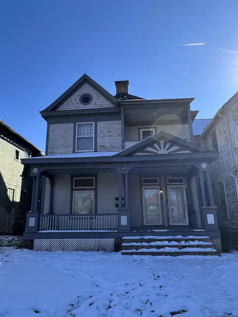 Exterior - 617 E Main St, Muncie, IN 47305 photo 2 of 4