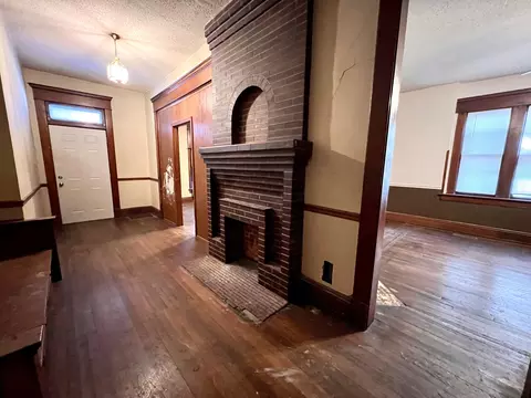 Living - 617 E Main St, Muncie, IN 47305 photo 1 of 3