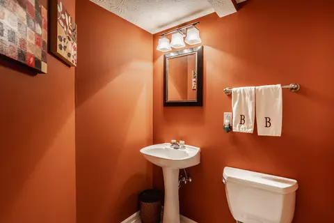 10622 Northhampton Dr, Fishers, IN 46038 photo 25