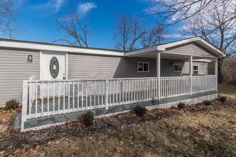 11315 S Daniel St, Terre Haute, IN 47802