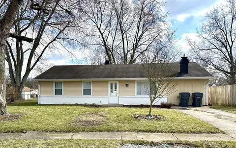2303 S Fairlawn Way, Anderson, IN 46011