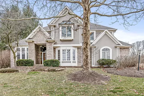 10514 Chestnut Hill Cir, Fishers, IN 46037