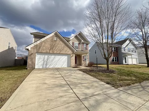18770 Big Circle Dr, Noblesville, IN 46062