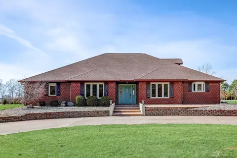 7741 N Frontage Rd, Fairland, IN 46126