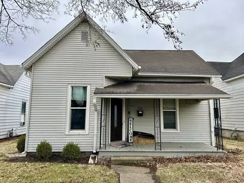 124 2nd St, Shelbyville, IN 46176