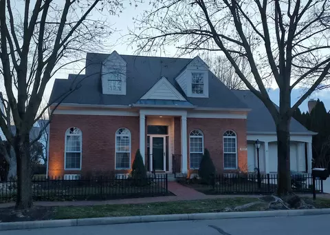 8037 Clymer Ln, Indianapolis, IN 46250