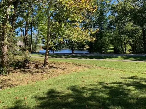 710 Terrace Lake Rd, Columbus, IN 47201