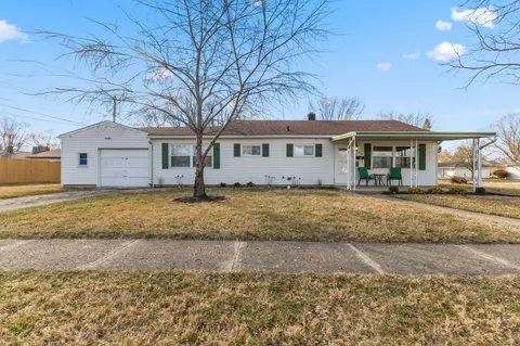 1718 Douglas Ln, Lebanon, IN 46052