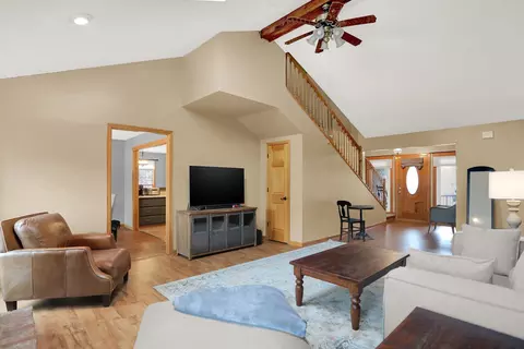 Living - 6392 E County Road 600 S, Plainfield, IN 46168 photo 2 of 6