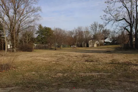 41 N Second St, Jamestown, IN 46147