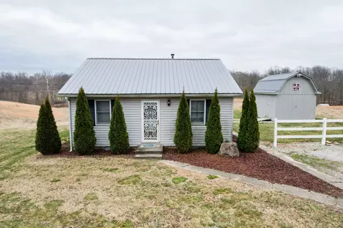 1313 S Thompson Rd, Lexington, IN 47138