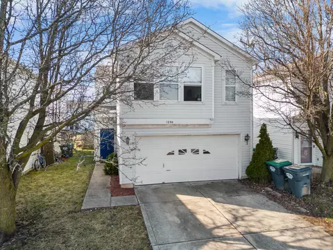 1230 Kenwood Dr, Greenwood, IN 46143