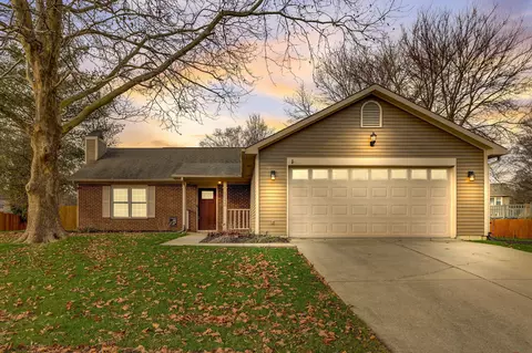 12544 Pointer Pl, Fishers, IN 46038