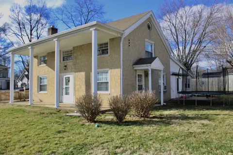 366 E Carey St, Knightstown, IN 46148