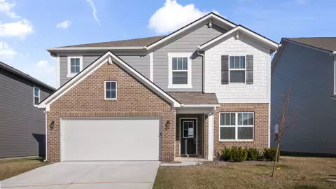 2428 S Carlota Dr, New Palestine, IN 46163