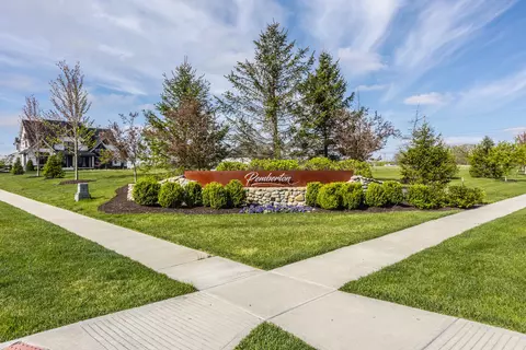 8055 Totton Ct, Zionsville, IN 46077