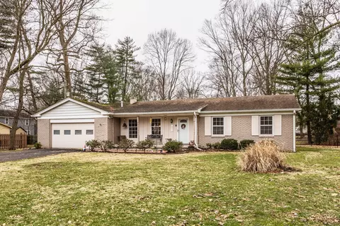 7106 Hoover Rd, Indianapolis, IN 46260