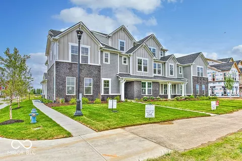 5711 Cr W 750 N, Mccordsville, IN 46055