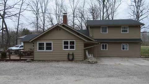 1283 W Old Waynetown Rd, Crawfordsville, IN 47933
