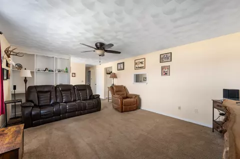 Living - 3061 W 1050 S, Pendleton, IN 46064 photo 2 of 2