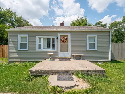 3318 S Oakland Ave, Indianapolis, IN 46237