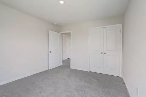 Bedroom - 640 Blarney Dr, Pendleton, IN 46064 photo 9 of 11