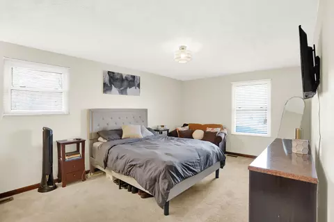 Bedroom - 8176 Pascal Ct, Indianapolis, IN 46268 photo 1 of 12