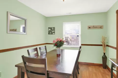 Dining - 8176 Pascal Ct, Indianapolis, IN 46268 photo 2 of 3