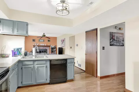 Kitchen - 8176 Pascal Ct, Indianapolis, IN 46268 photo 3 of 3