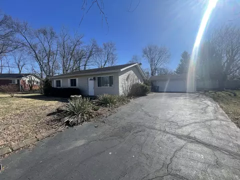 7649 S Haven Ct, Indianapolis, IN 46217