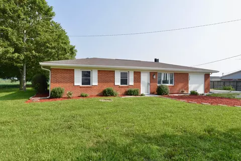 568 W Us Highway 40, Clayton, IN 46118