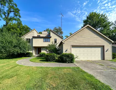 7235 S Kingswood St, Terre Haute, IN 47802