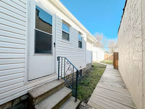 3922 E 10th St, Indianapolis, IN 46201 photo 16