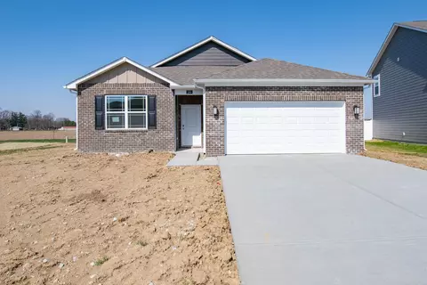 390 Waterford Ln, Pendleton, IN 46064