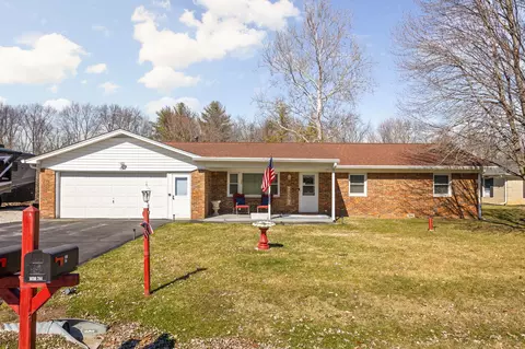 7144 Sycamore Dr, Avon, IN 46123