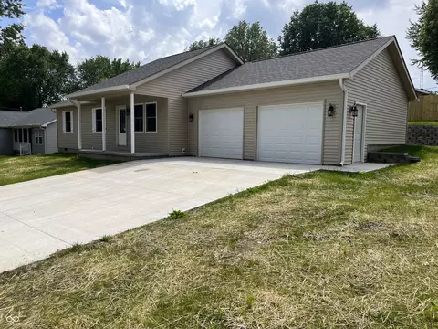 340 N Madison St, Knightstown, IN 46148