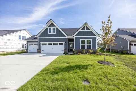 6638 Vintners Park Blvd, Mccordsville, IN 46055