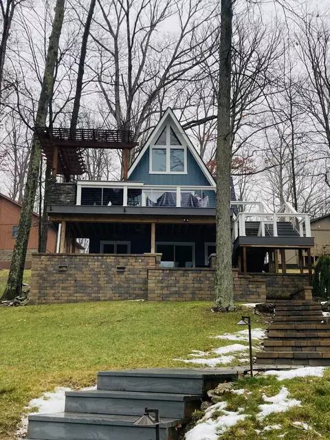 6470 Buffalo Dr, Nineveh, IN 46164